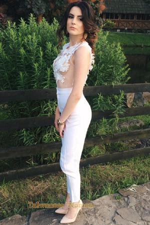 168041 - Mykhailyna Age: 27 - Ukraine