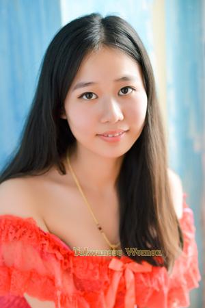 210177 - Eva Age: 26 - China