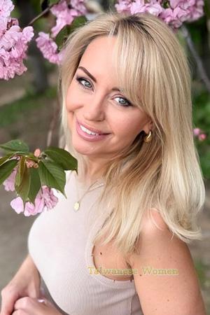 225414 - Olena Age: 51 - Ukraine