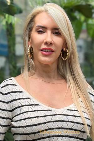 225516 - Diana Age: 56 - Colombia