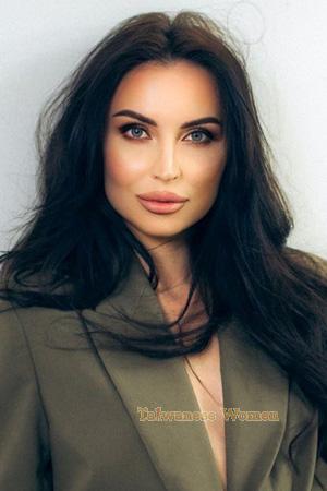 226470 - Yevheniia Age: 30 - Ukraine