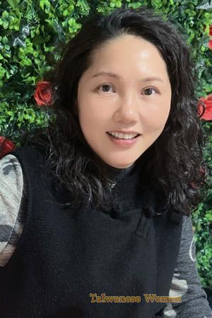 227029 - Jenny Age: 48 - China