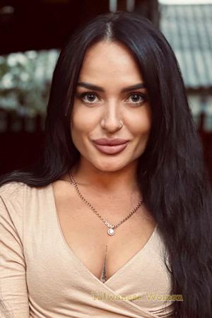 228192 - Anastasia Age: 38 - Ukraine