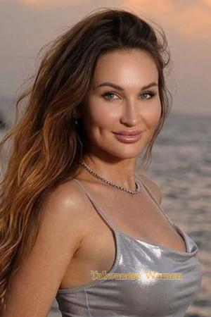 228729 - Viktoriia Age: 49 - Ukraine