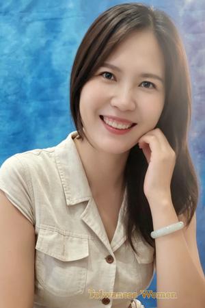 228976 - Caixia Age: 40 - China