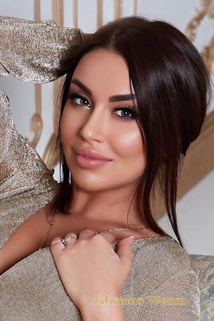 229112 - Oksana Age: 34 - Ukraine