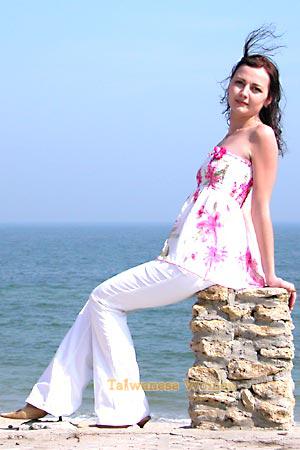 82147 - Svetlana Age: 30 - Ukraine