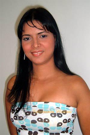 84282 - Suhail Age: 33 - Colombia